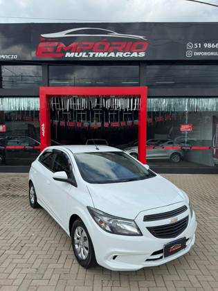 CHEVROLET ONIX 1.0 MPFI JOY 8V FLEX 4P MANUAL CHEVROLET ONIX 1.0 MPFI JOY 8V FLEX 4P MANUAL